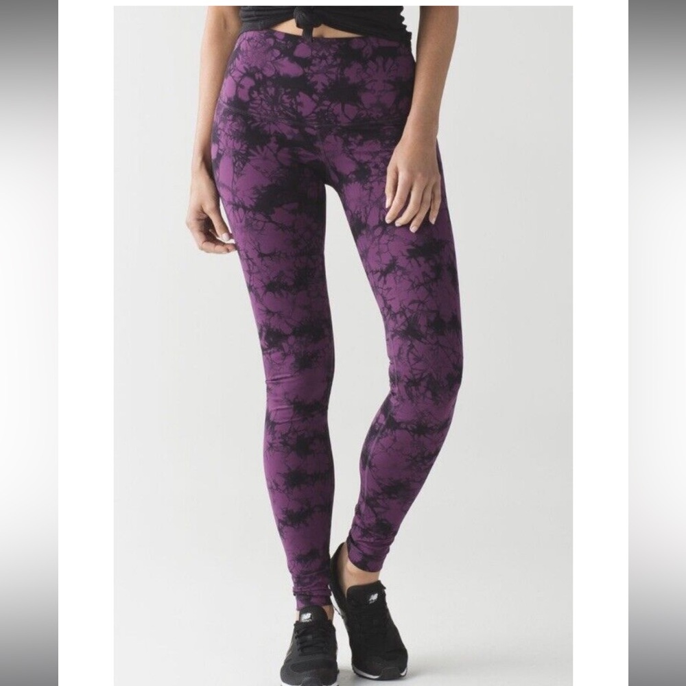 Lululemon Wunder Under Tie dye Shibori Purple and Black Leggings 28”